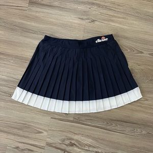 Ellesse Navy Tennis Skort - size extra small NWT